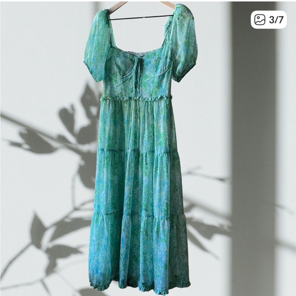 ASTR The Label Bustier Puff Sleeve Midi
Dress Green Blue Floral M - Picture 3 of 7